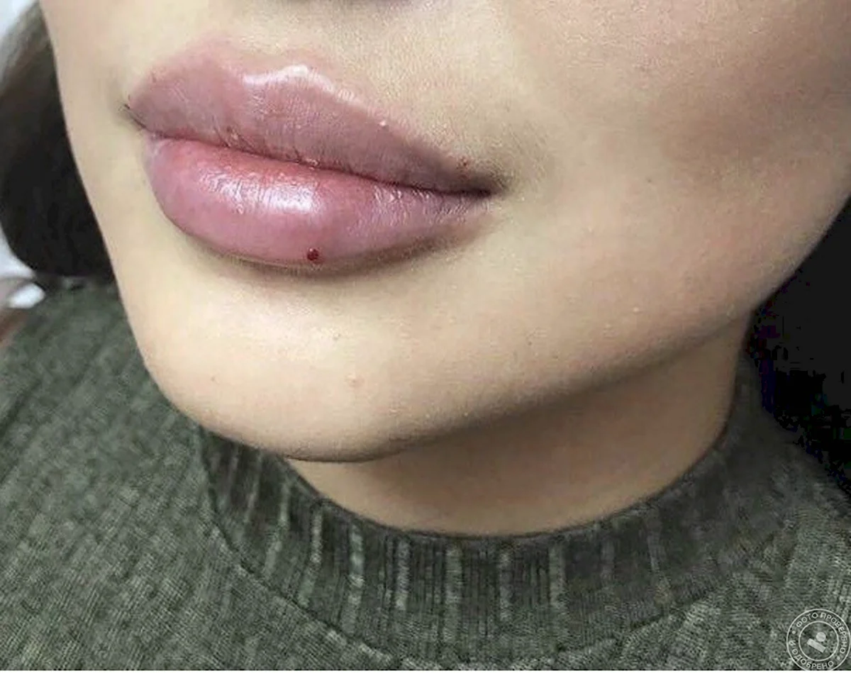 Аккуратные губы