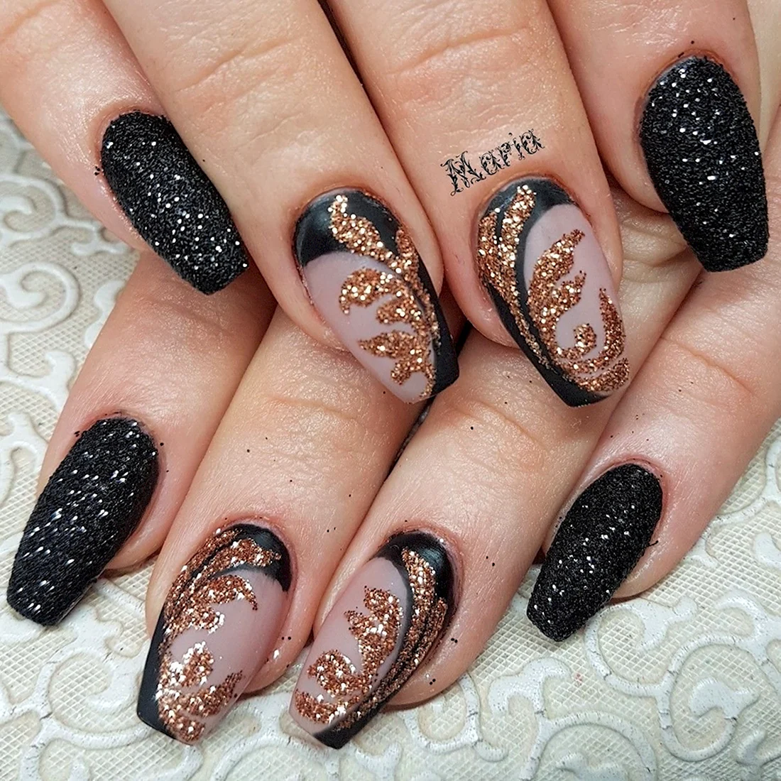 Ажурный маникюр