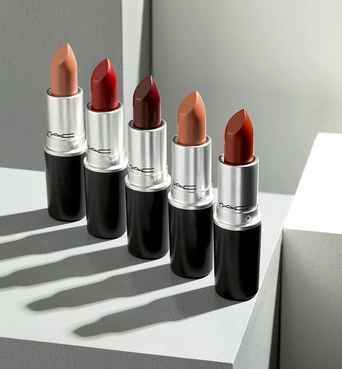 Beauty model Matte Lipstick помада