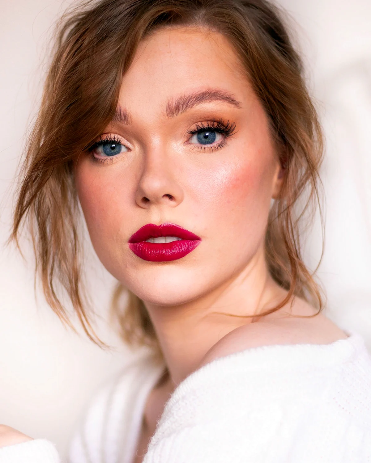 Bobbi Brown помада Burnt Cherry