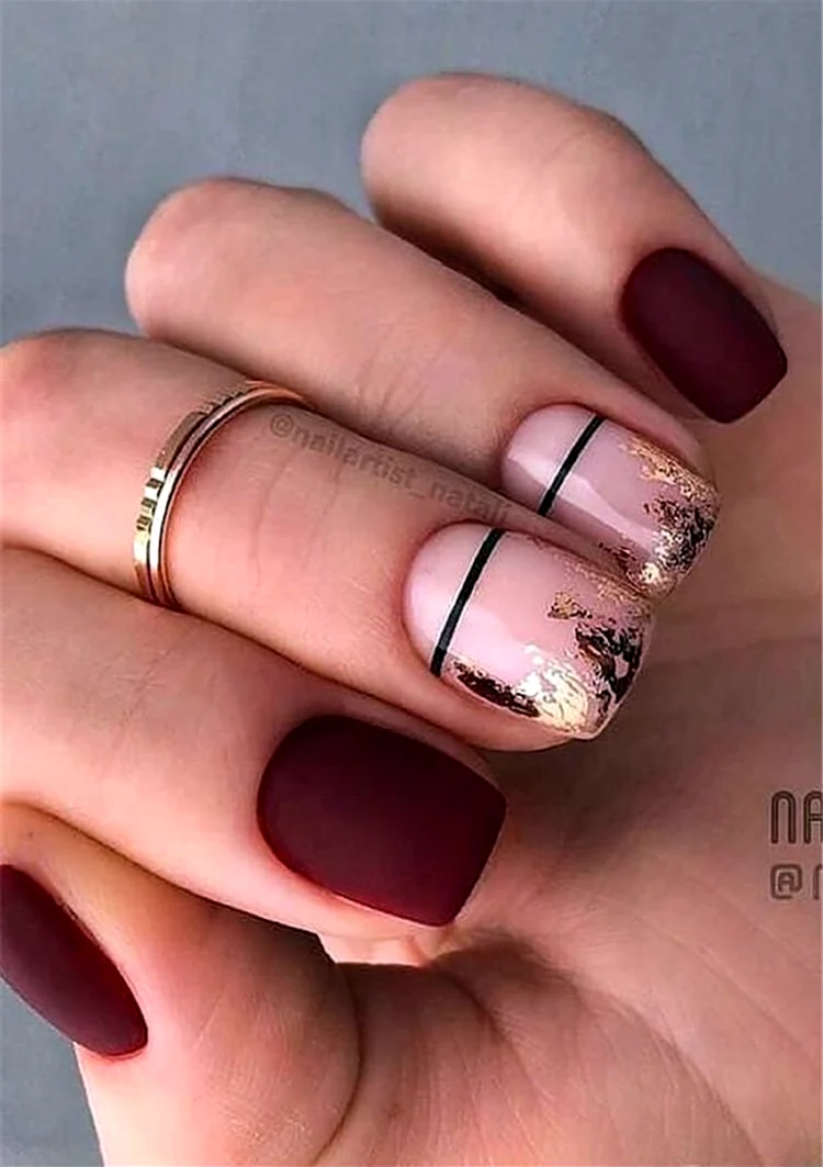 Бордовые ногти короткие квадратные