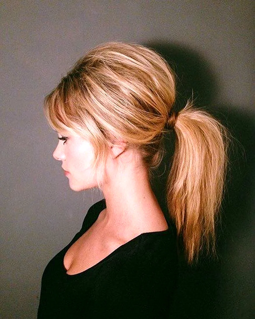 Брижит Бардо конский хвост