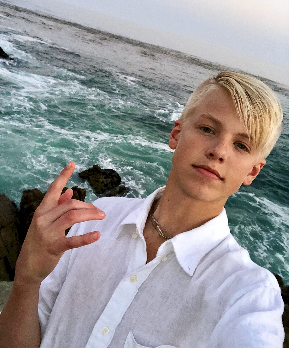 Carson Lueders 16 лет