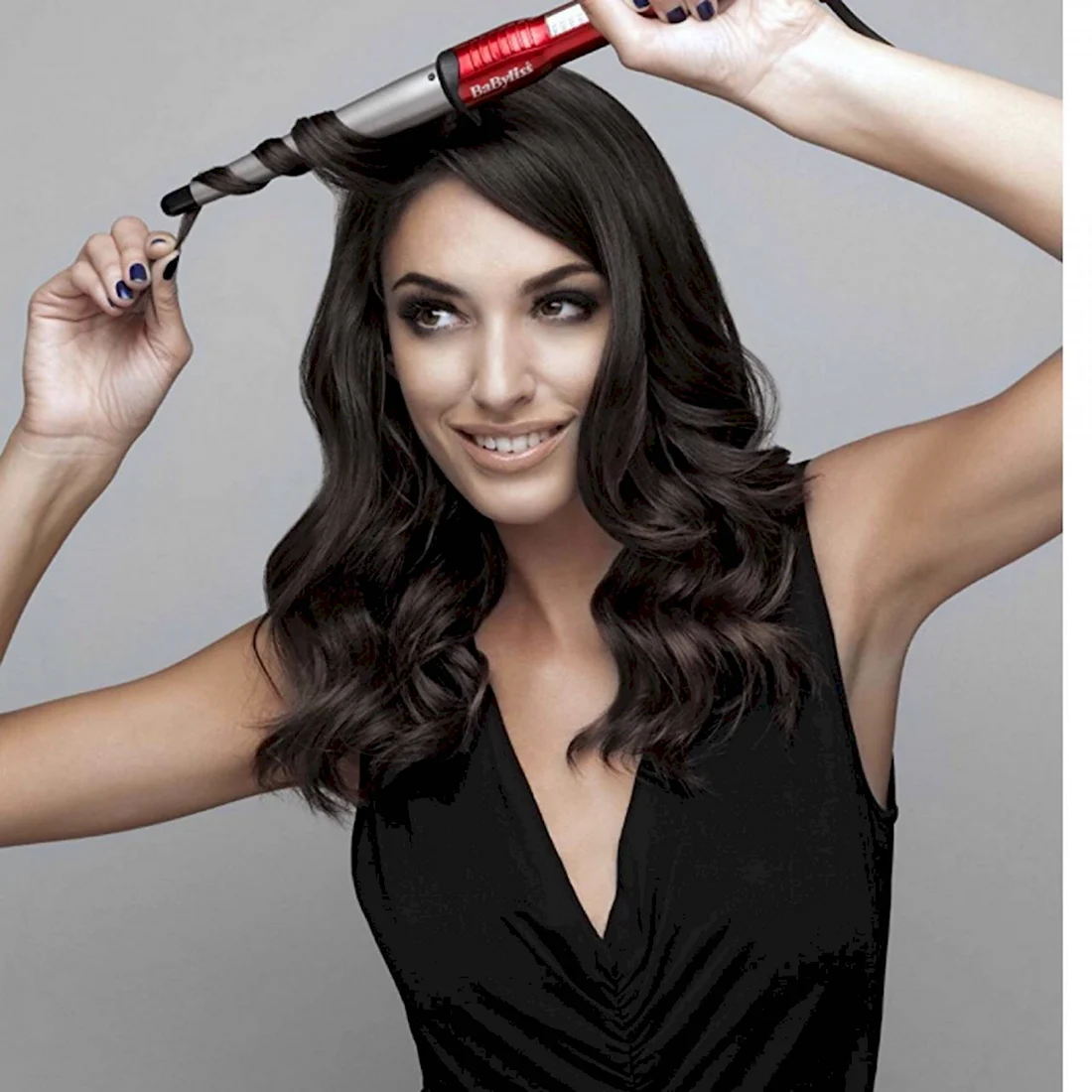 Curl hair with BABYLISS Straighteners