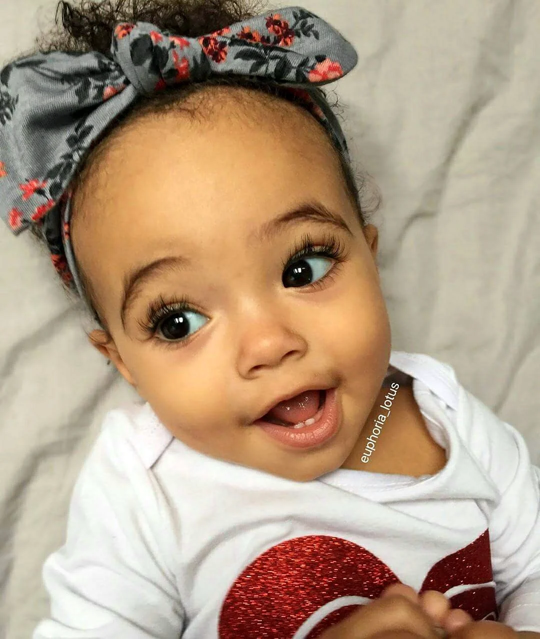 Дети с ямочками