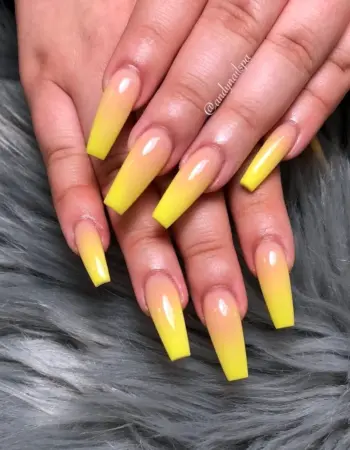 Длинные красивые желтые ногти