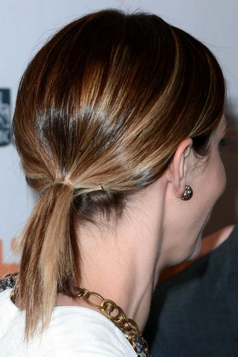 Emily Blunt хвост