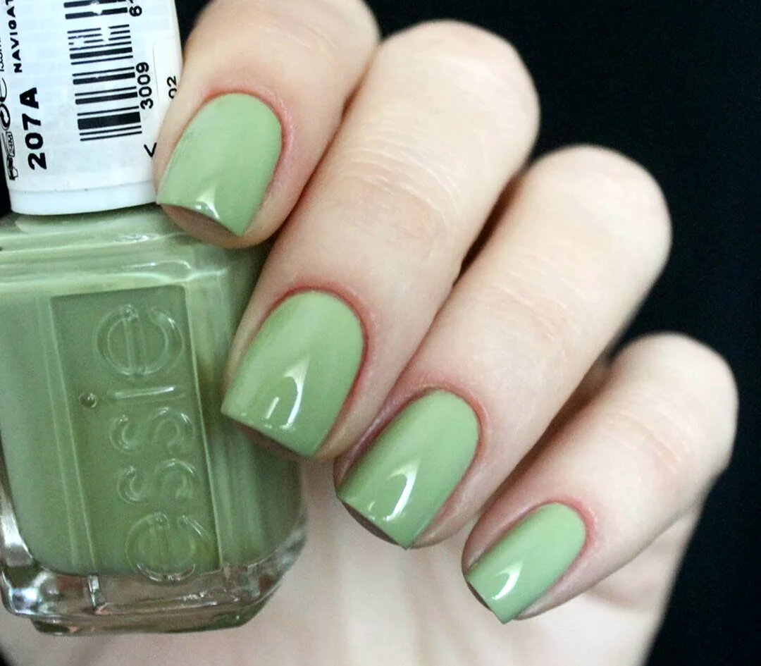 Essie модные оттенки зеленый
