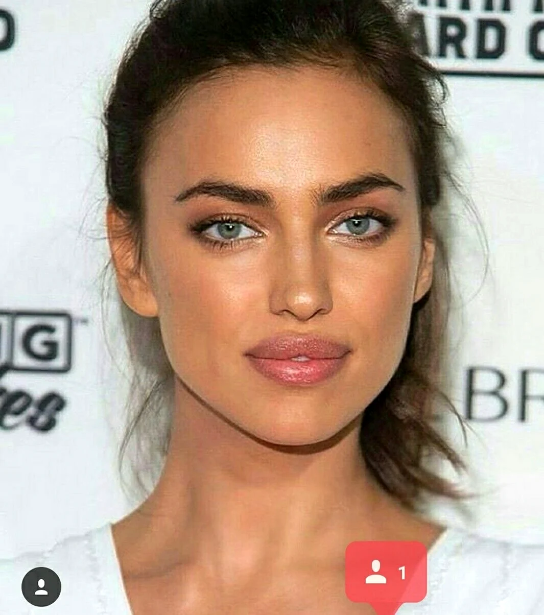 Ирина Шейк стрелки