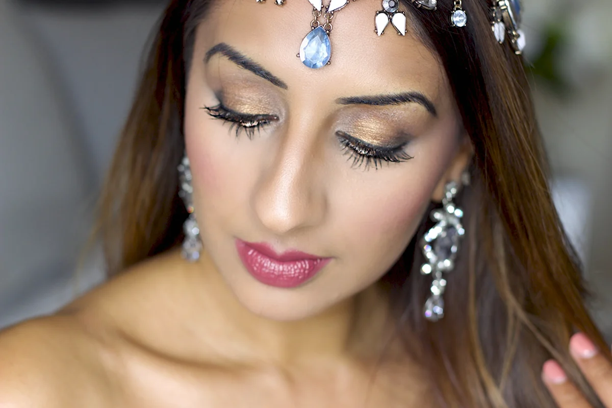 Jasmin Makeup Style
