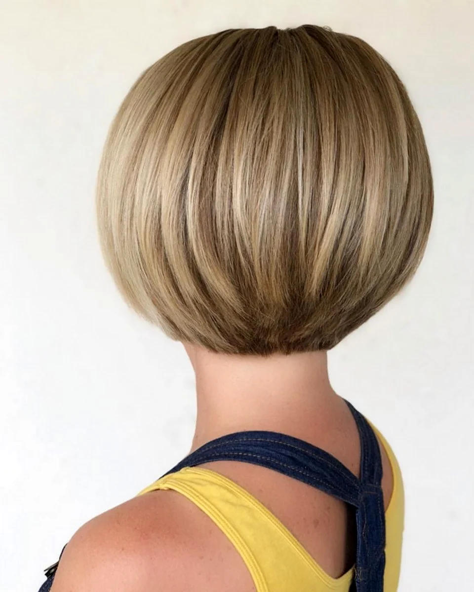 Короткая стрижка стрижка Боб каре