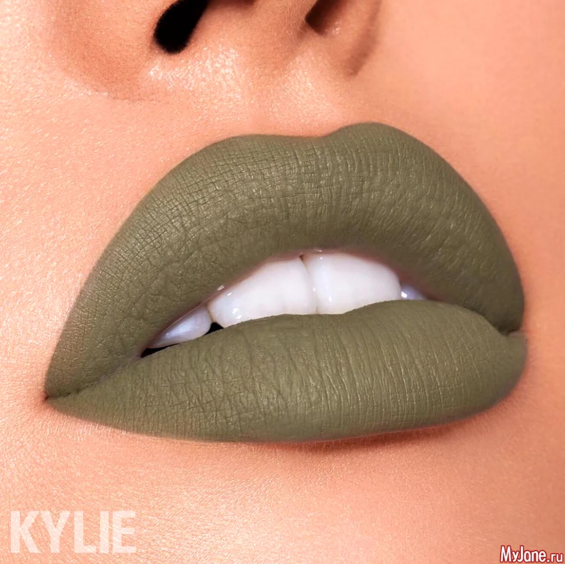 Kylie помада зеленая
