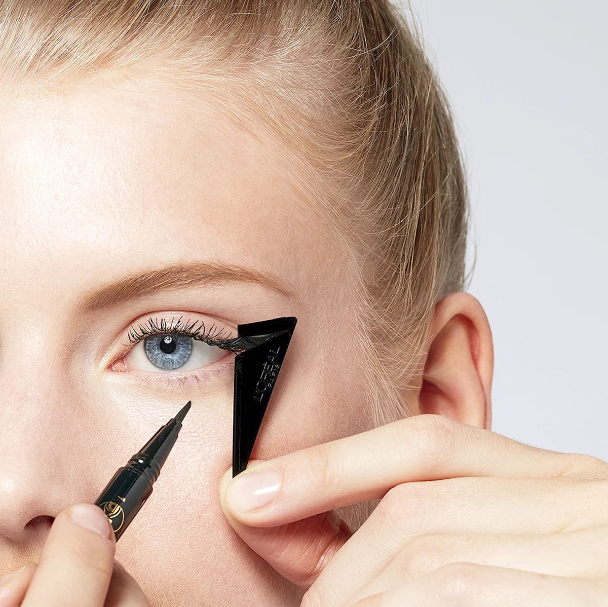 LOreal Superliner Cat Eye
