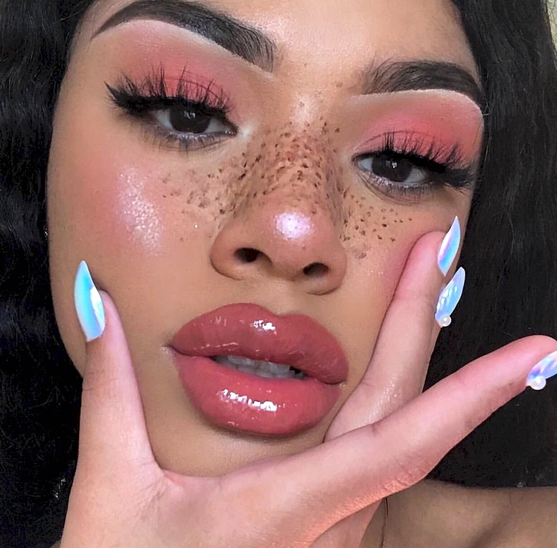 Макияж baddie