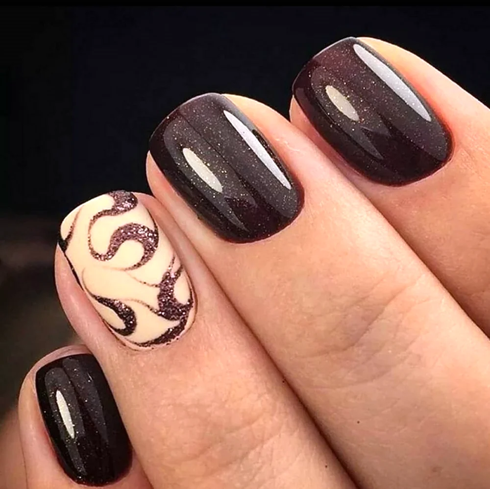 Маникюр