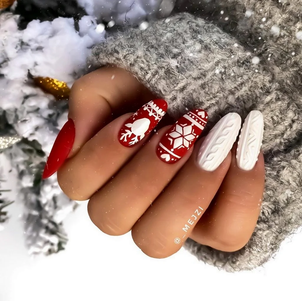 Новогодние ногти