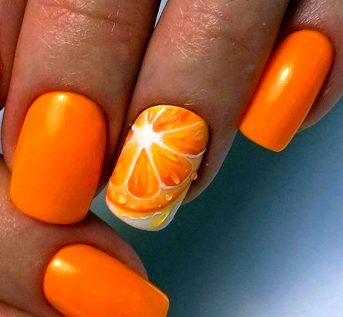 Оранжевый маникюр