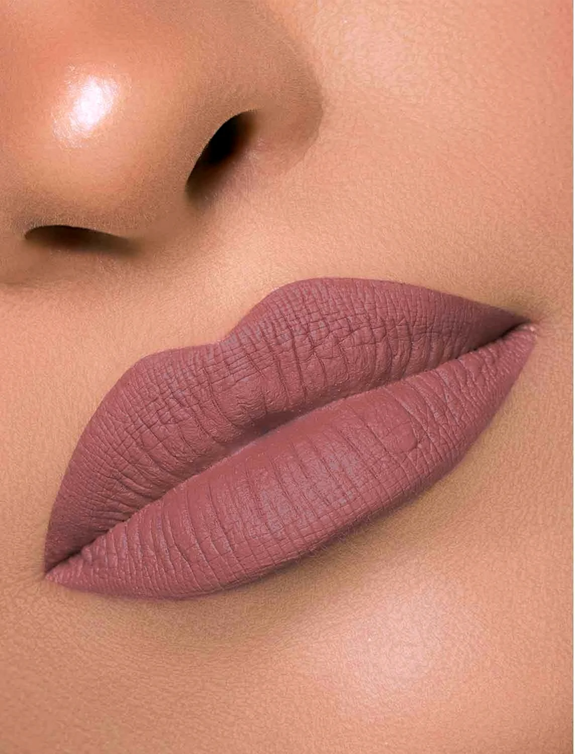 Оттенок Mauve помады