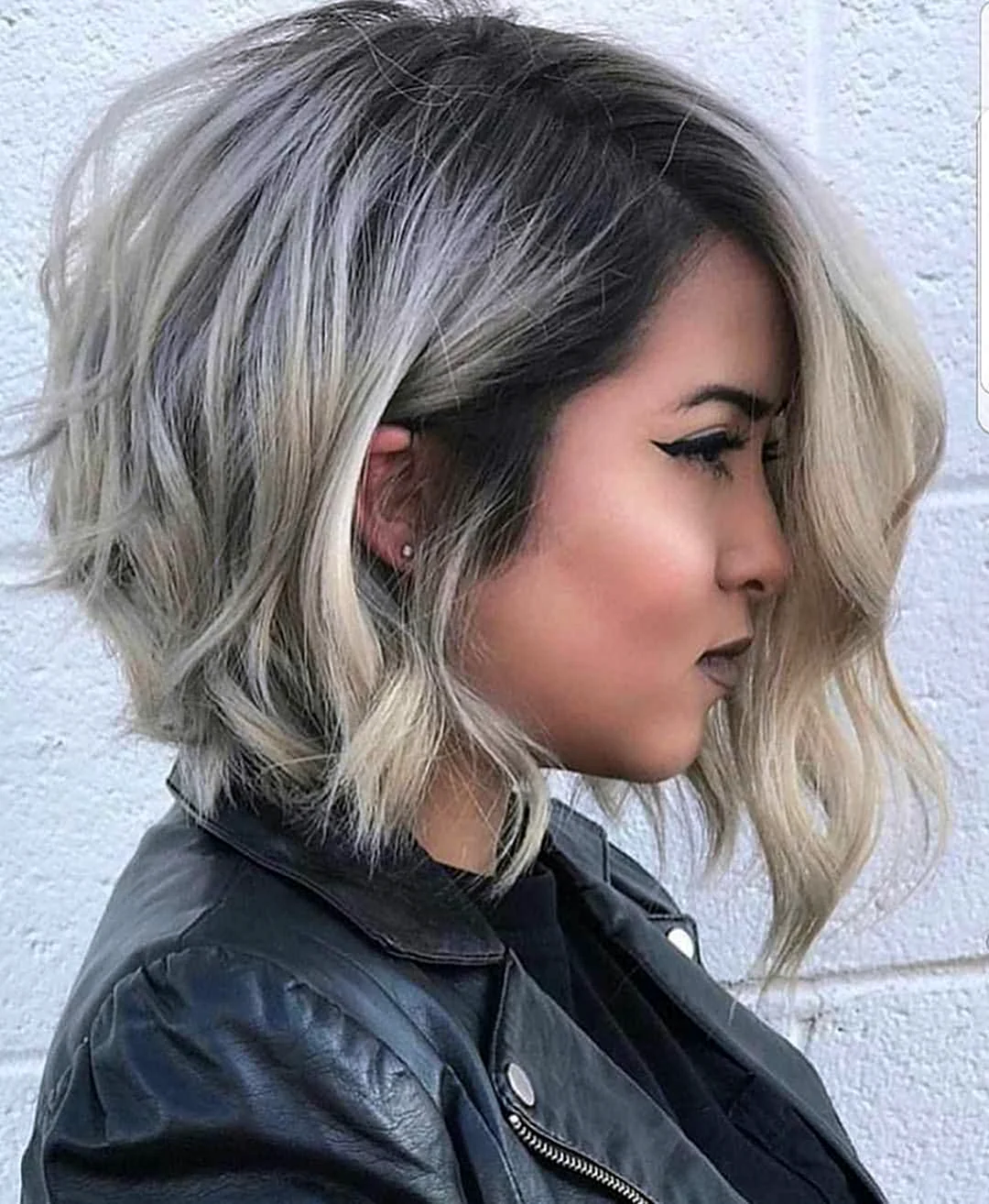 Пепельный балаяж на каре