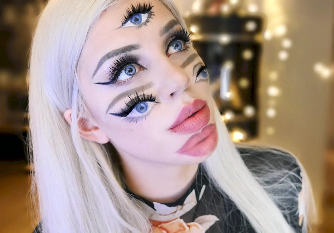 Самый сложный макияж в мире