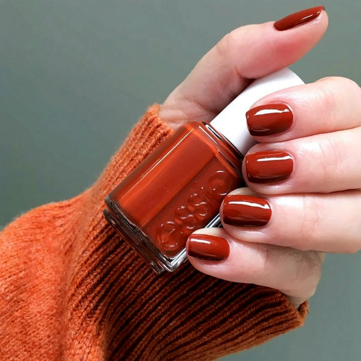 Терракотовый лак Essie
