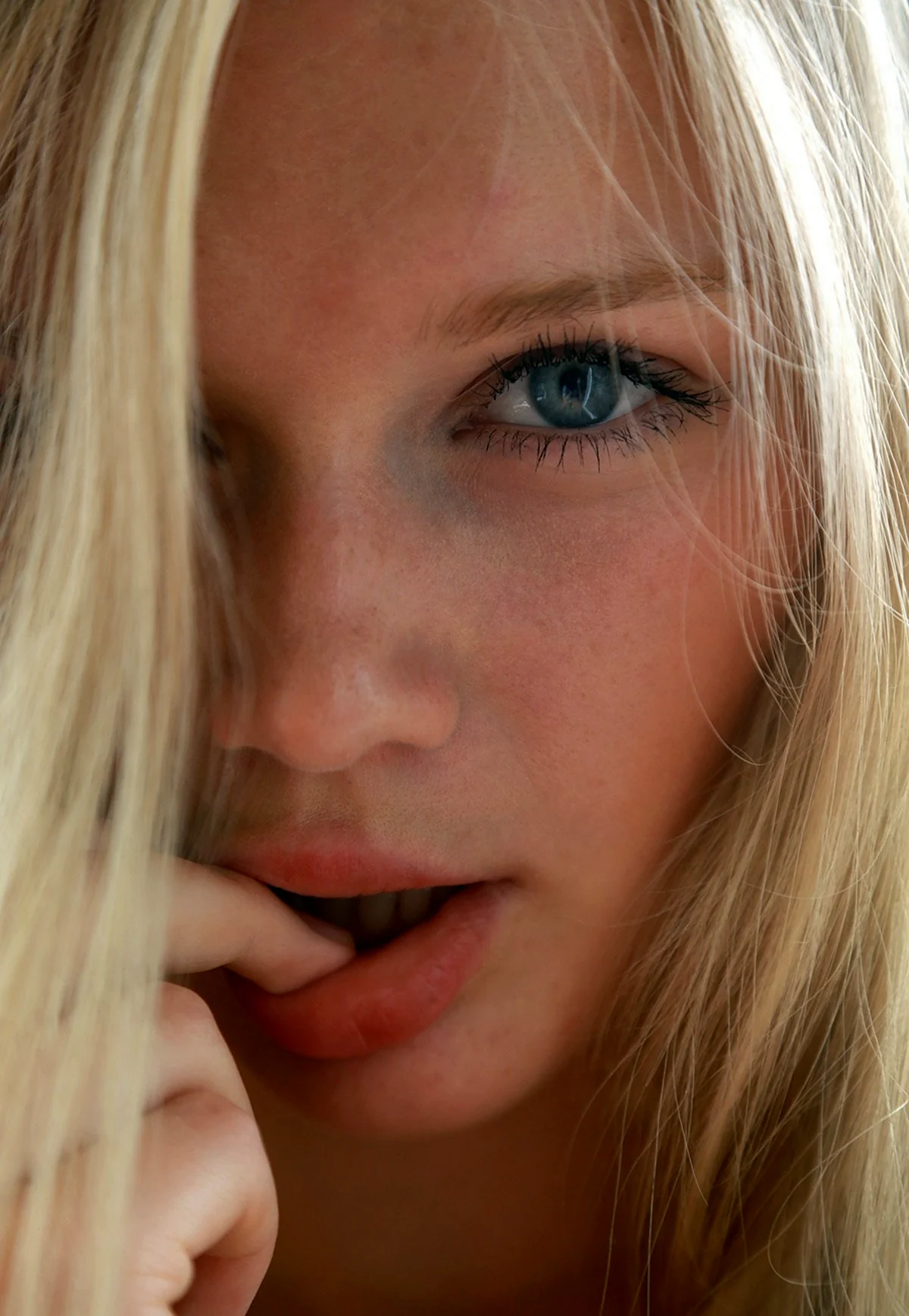 Yulia Vasilyeva Mike Dowson