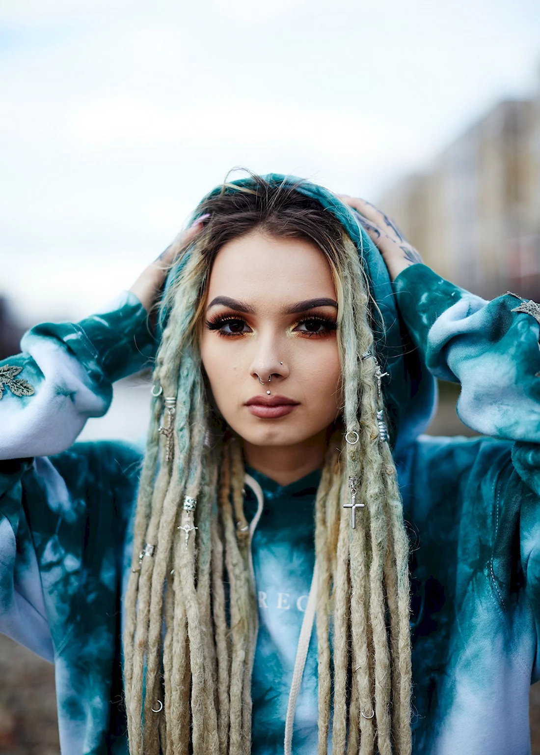 Zhavia в шубе