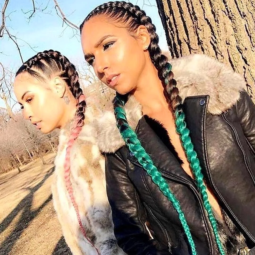 2 Боксерские косы с канекалоном