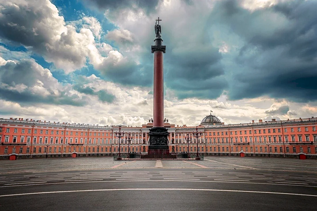 Александровская колонна в Санкт-Петербурге