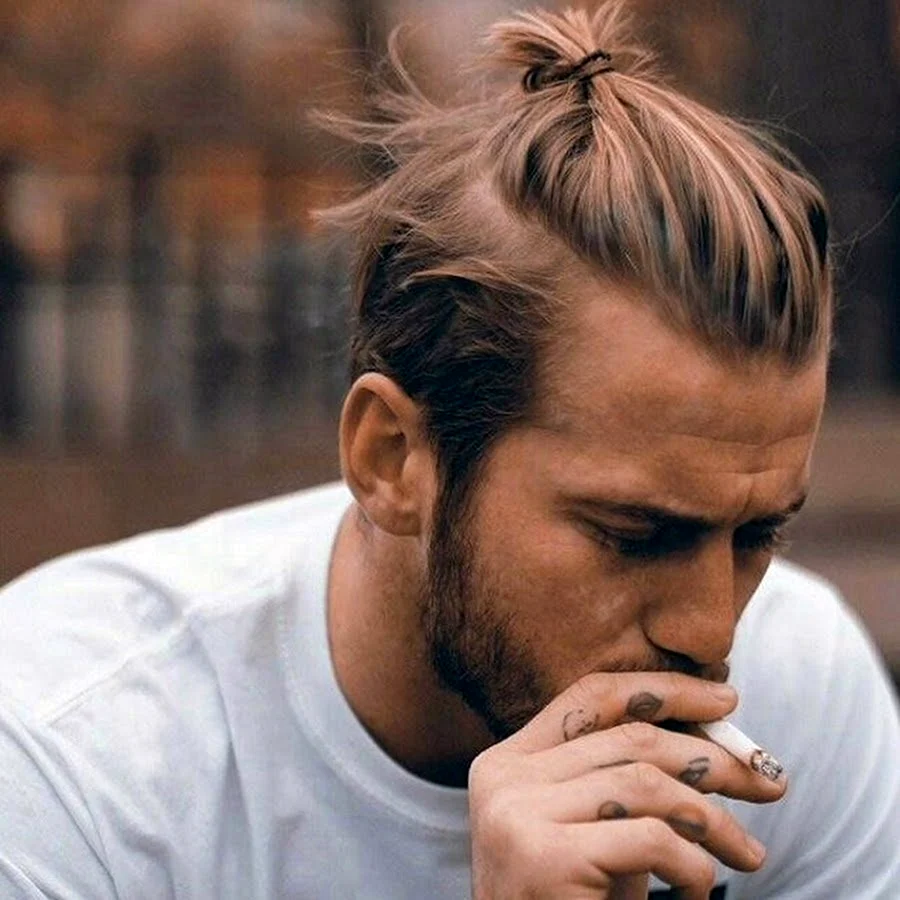 Андеркат man bun