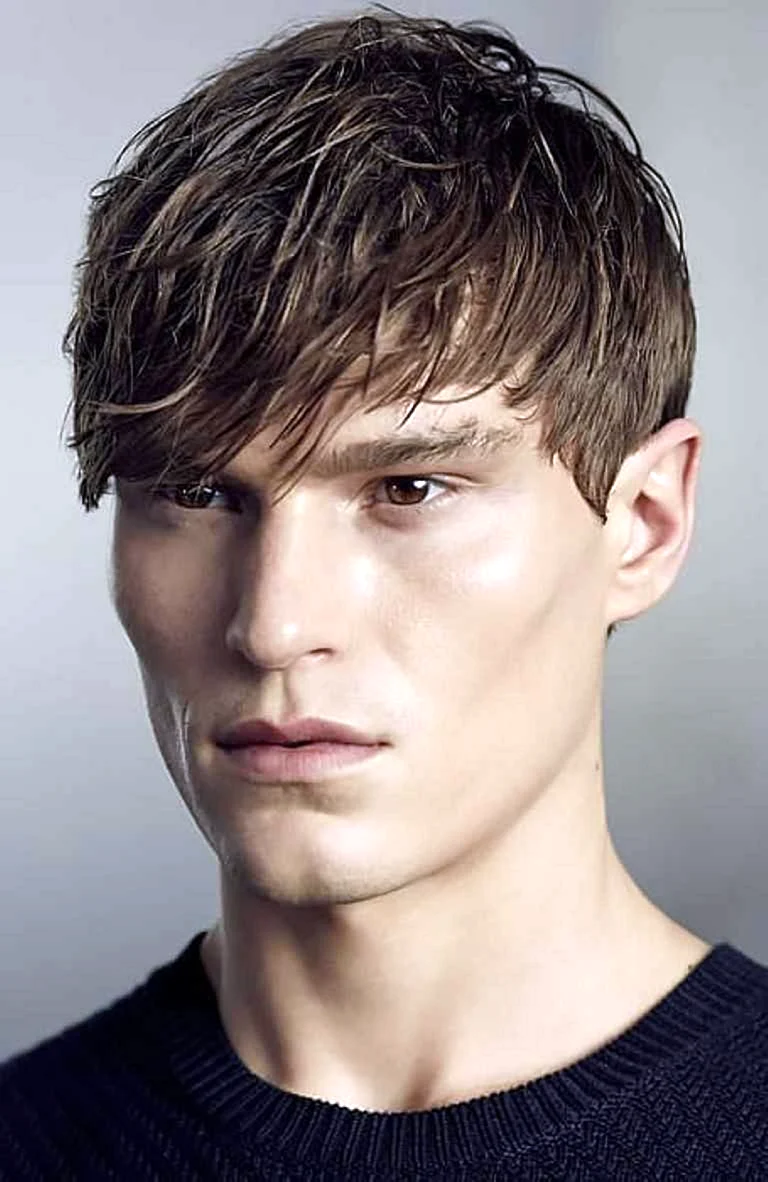 Angular Fringe стрижка мужская