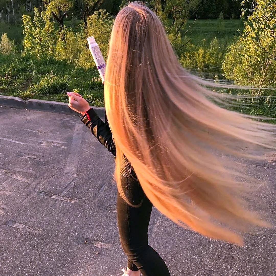 Анна Велис длинные волосы