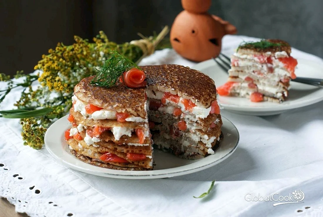 Блинный торт с семгой