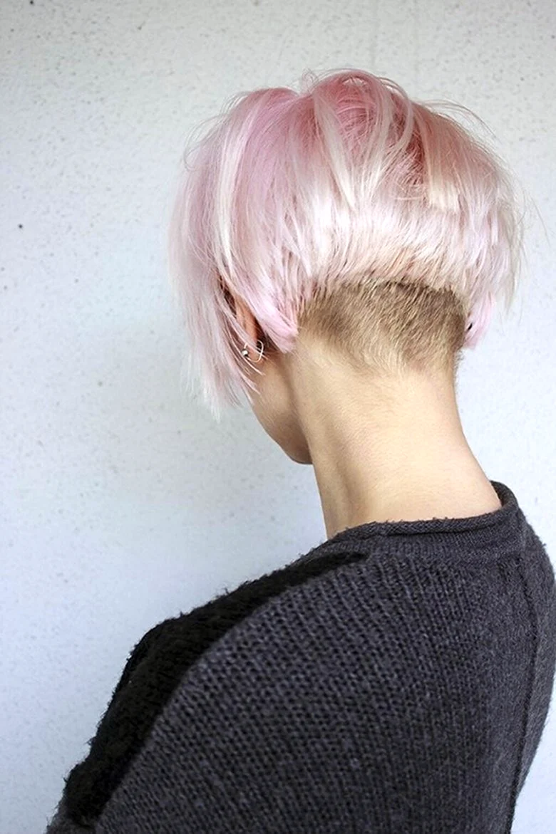 Боб Undercut