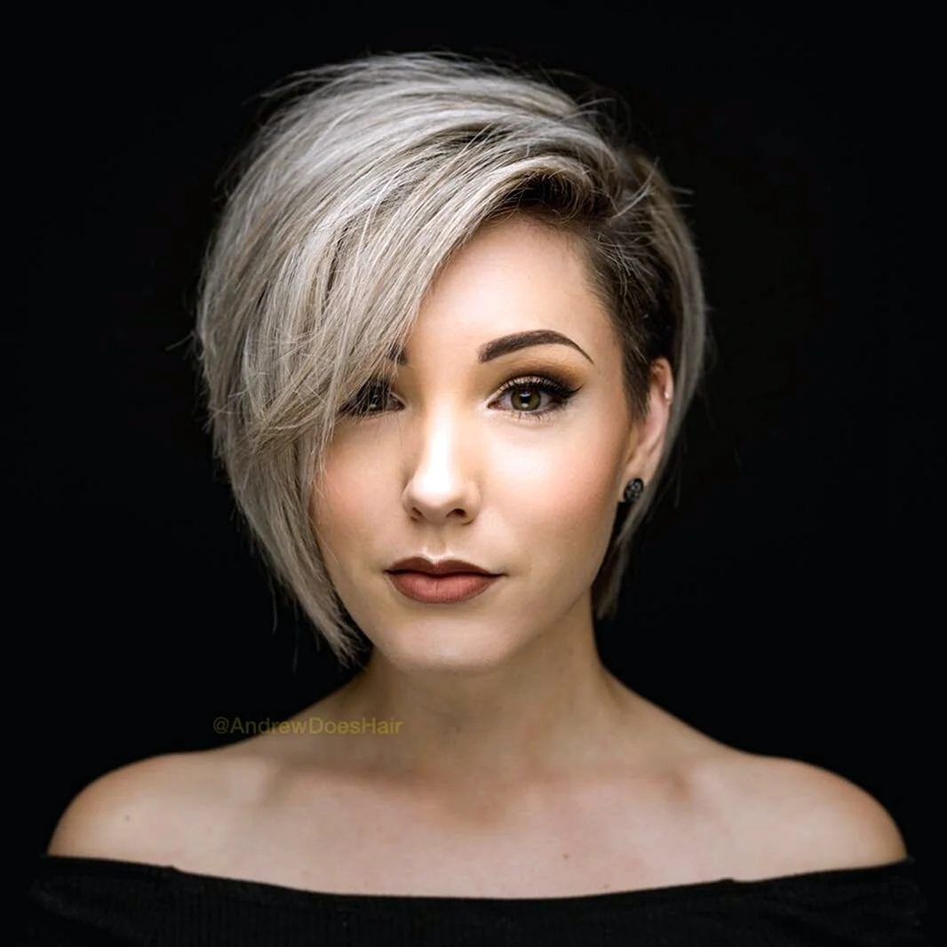 Боб-Пикси с асимметрией стрижка