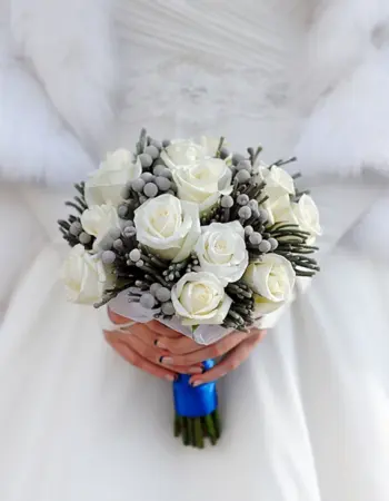 Букет невесты зимний белый