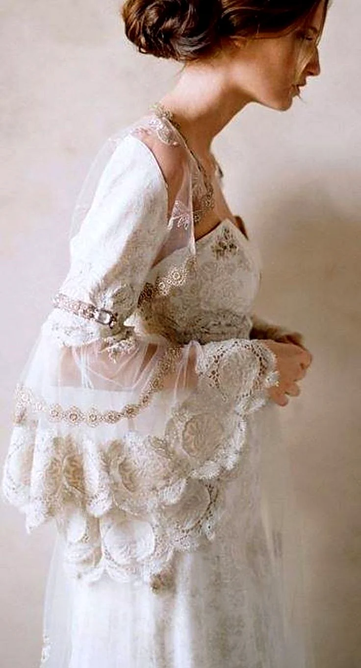 Claire Pettibone 2012 Wedding Dress
