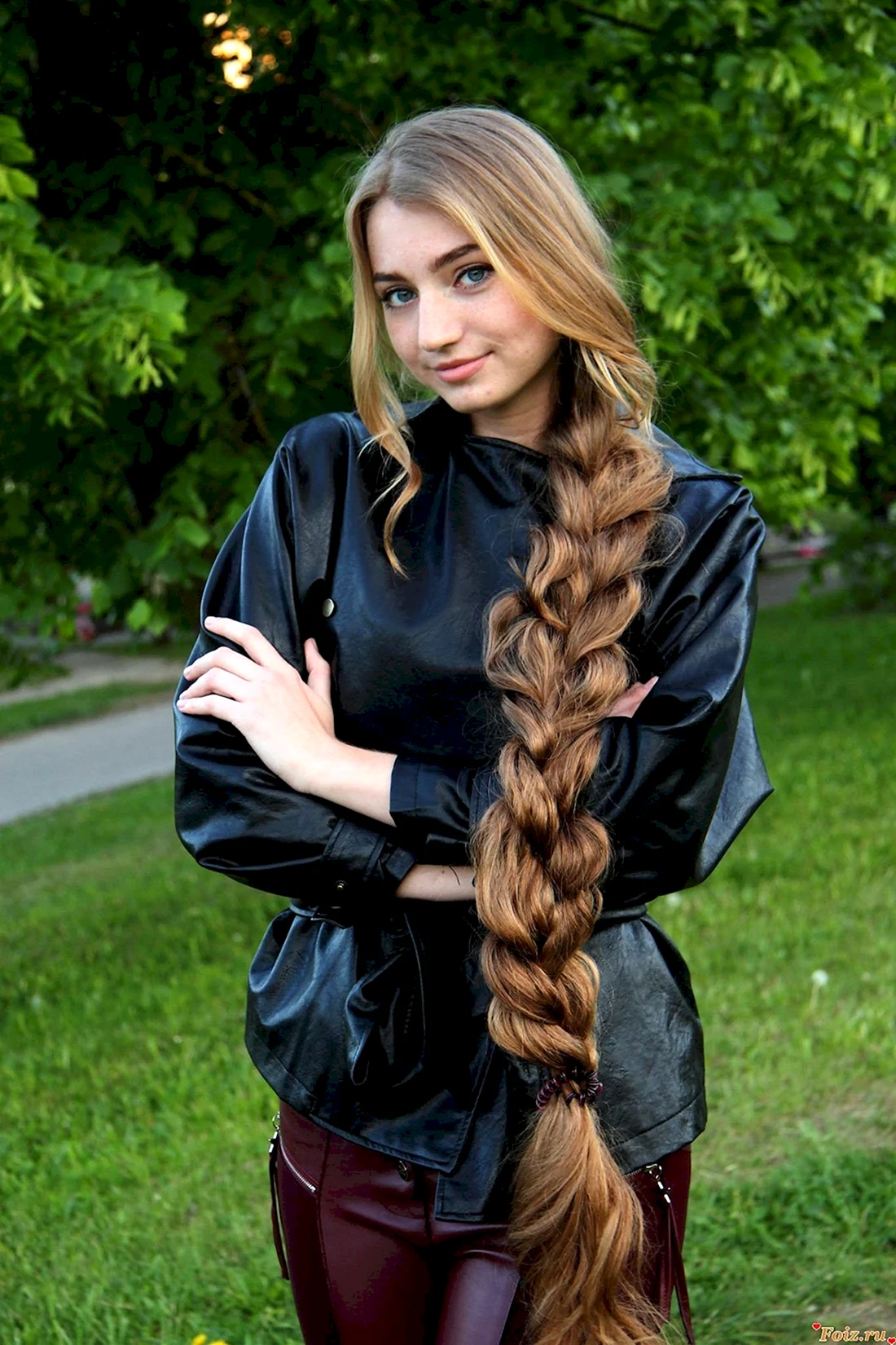 Длинные волосы