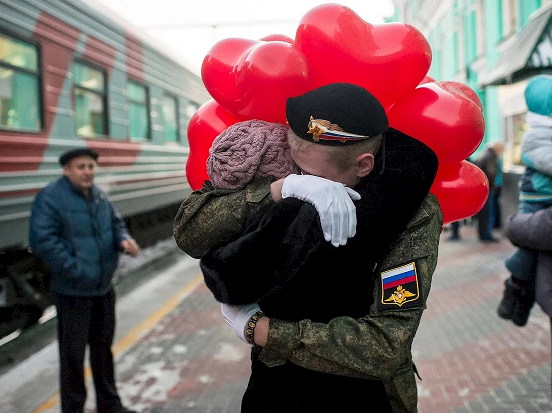 ДМБ встреча с армии на вокзале