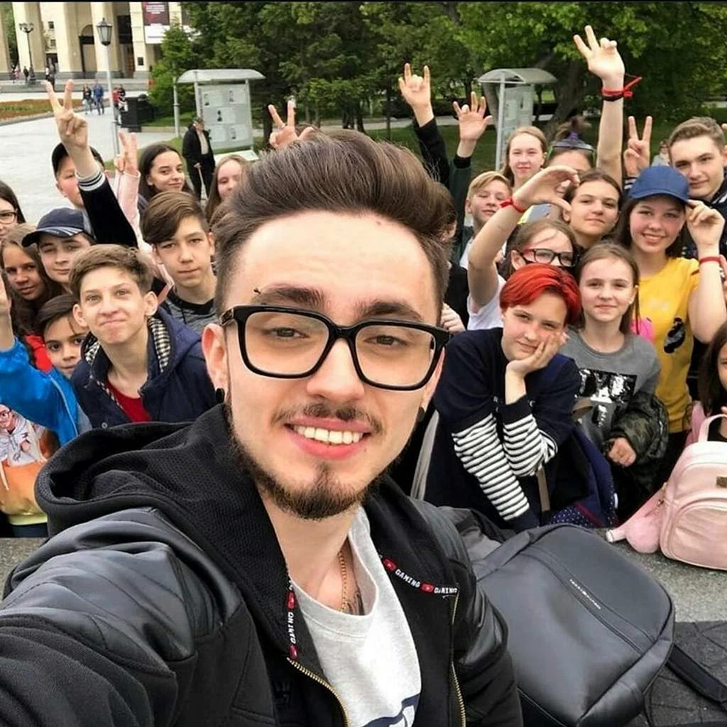 Эдуард перец 2022