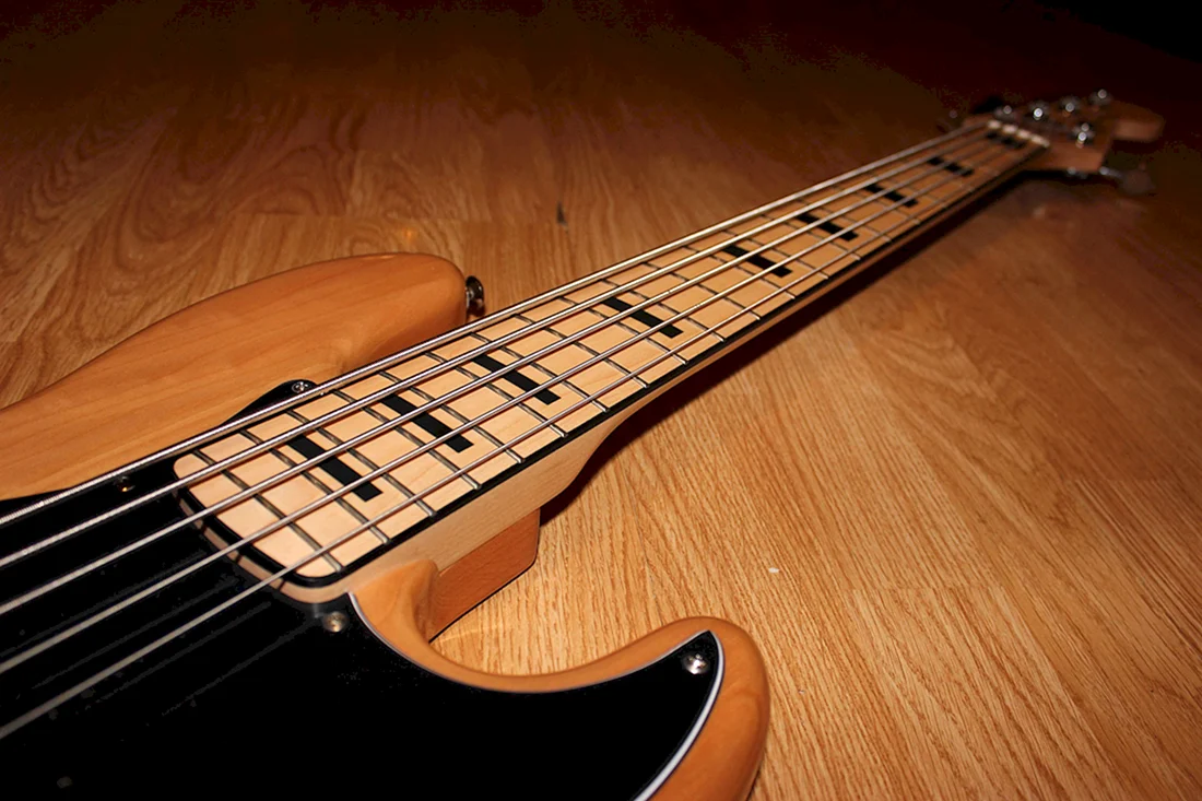 Fender Jazz Bass 5 гриф