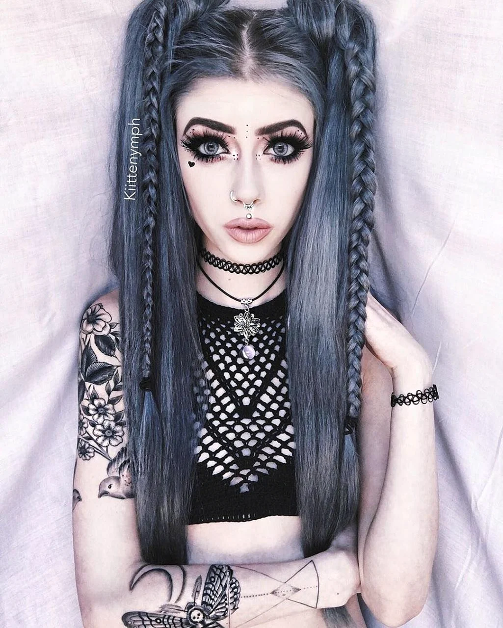 Goth Грандж прическа