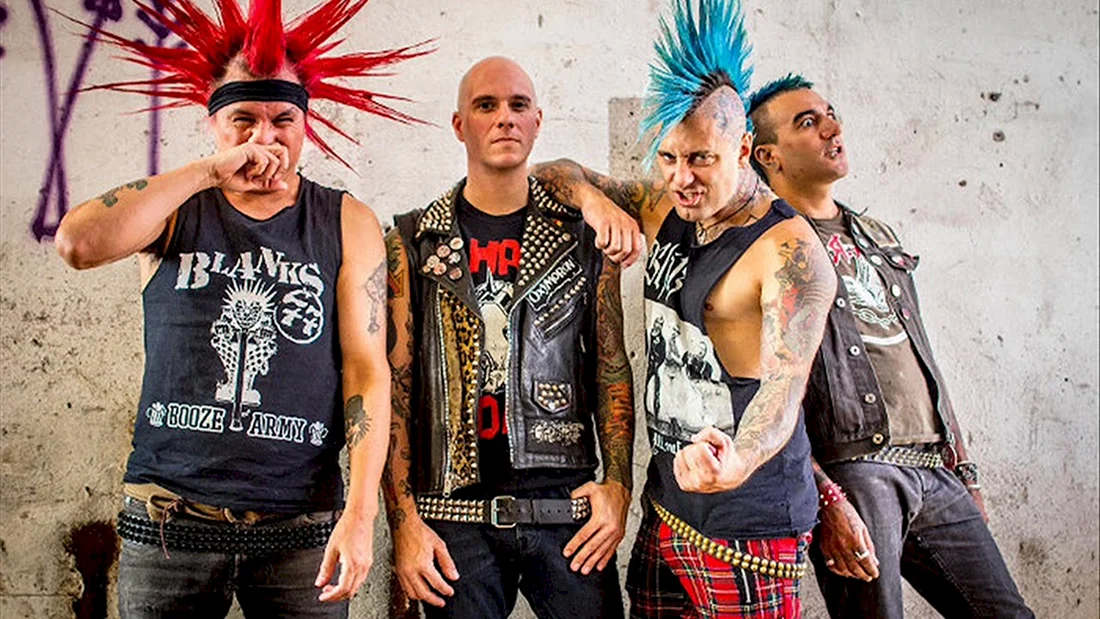 Группа the Casualties
