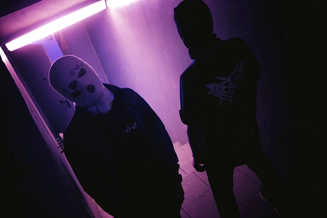Группа VELIAL Squad
