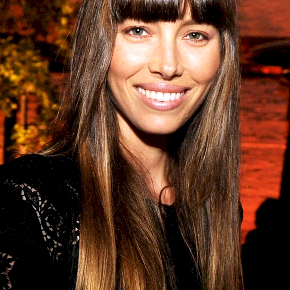 Jessica Biel челка шторка