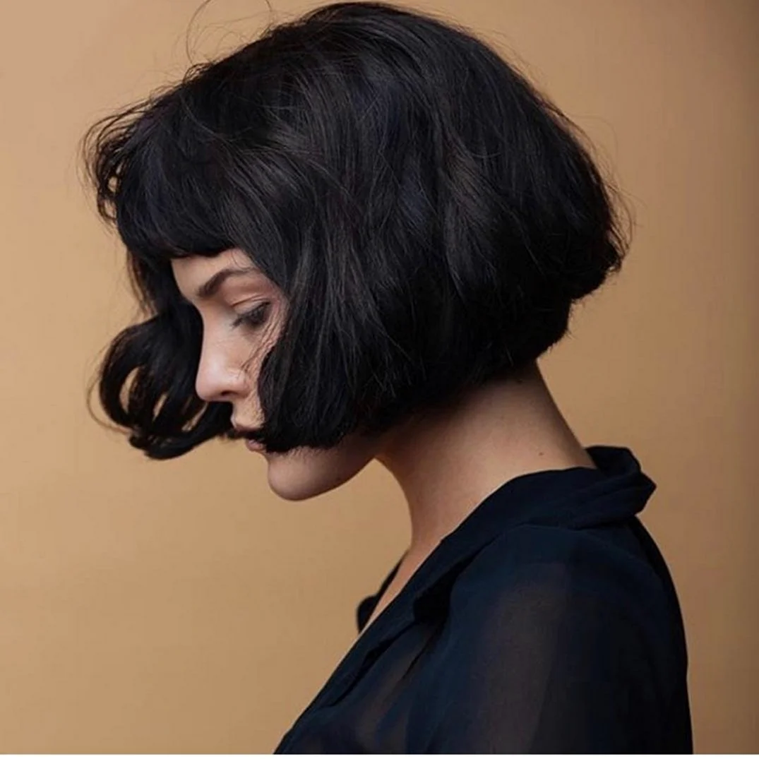 Каре стрижка карэ черное