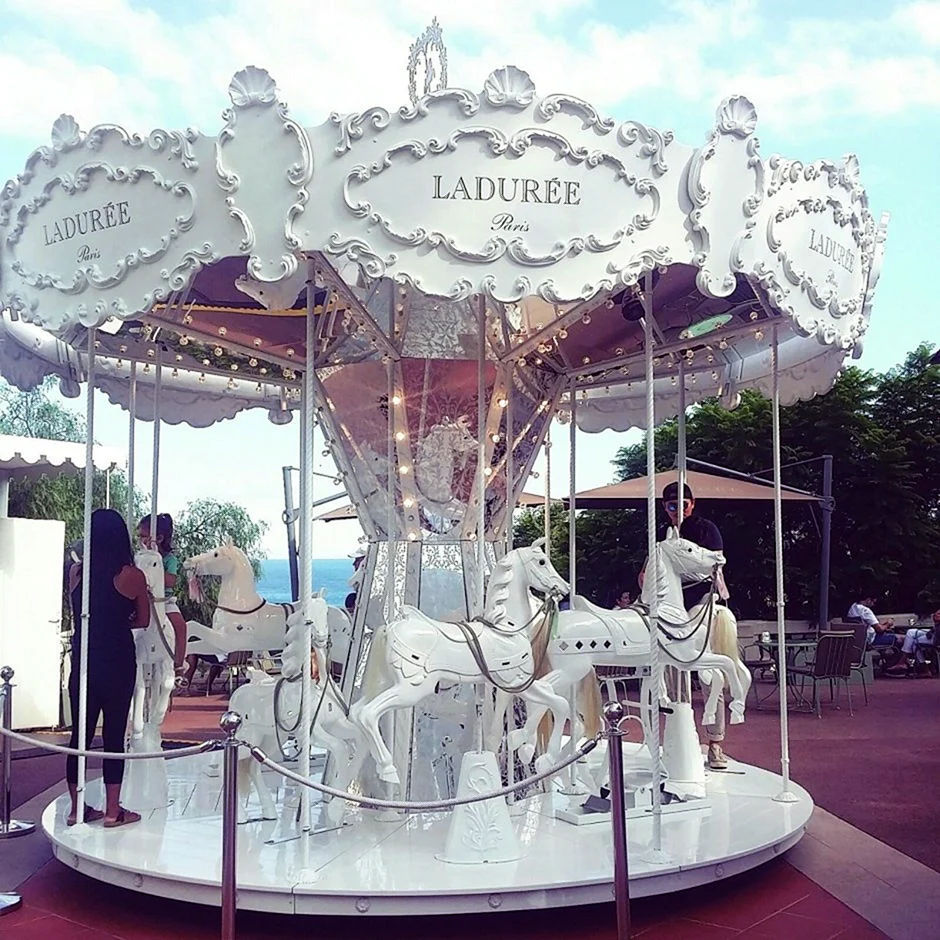 Карусель Laduree