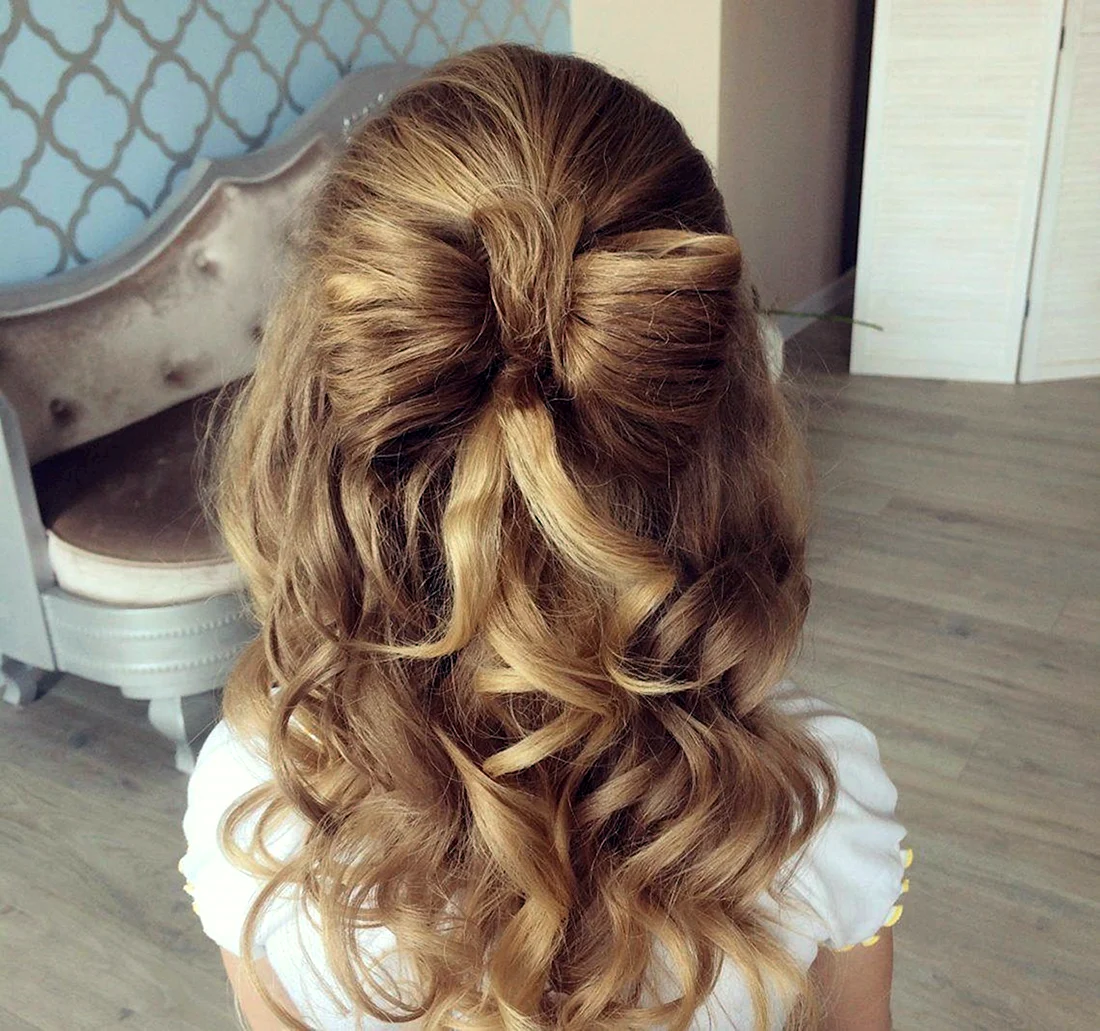 Хвост мальвинка с локонами