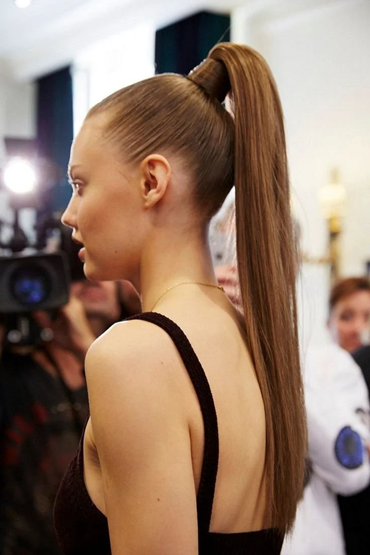 Хвост ponytail