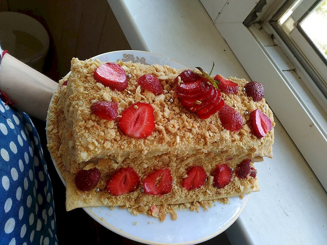 Клубничный Наполеон